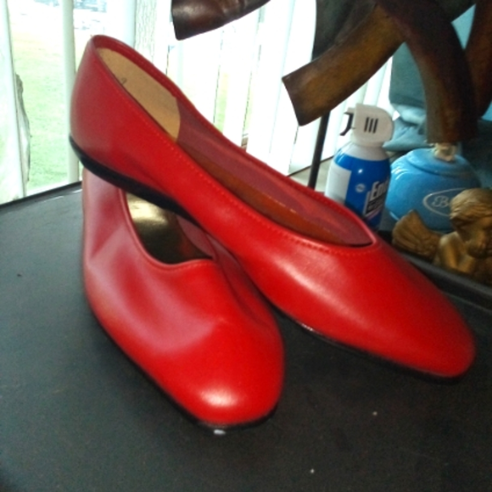 Leather Red Beacon flats
